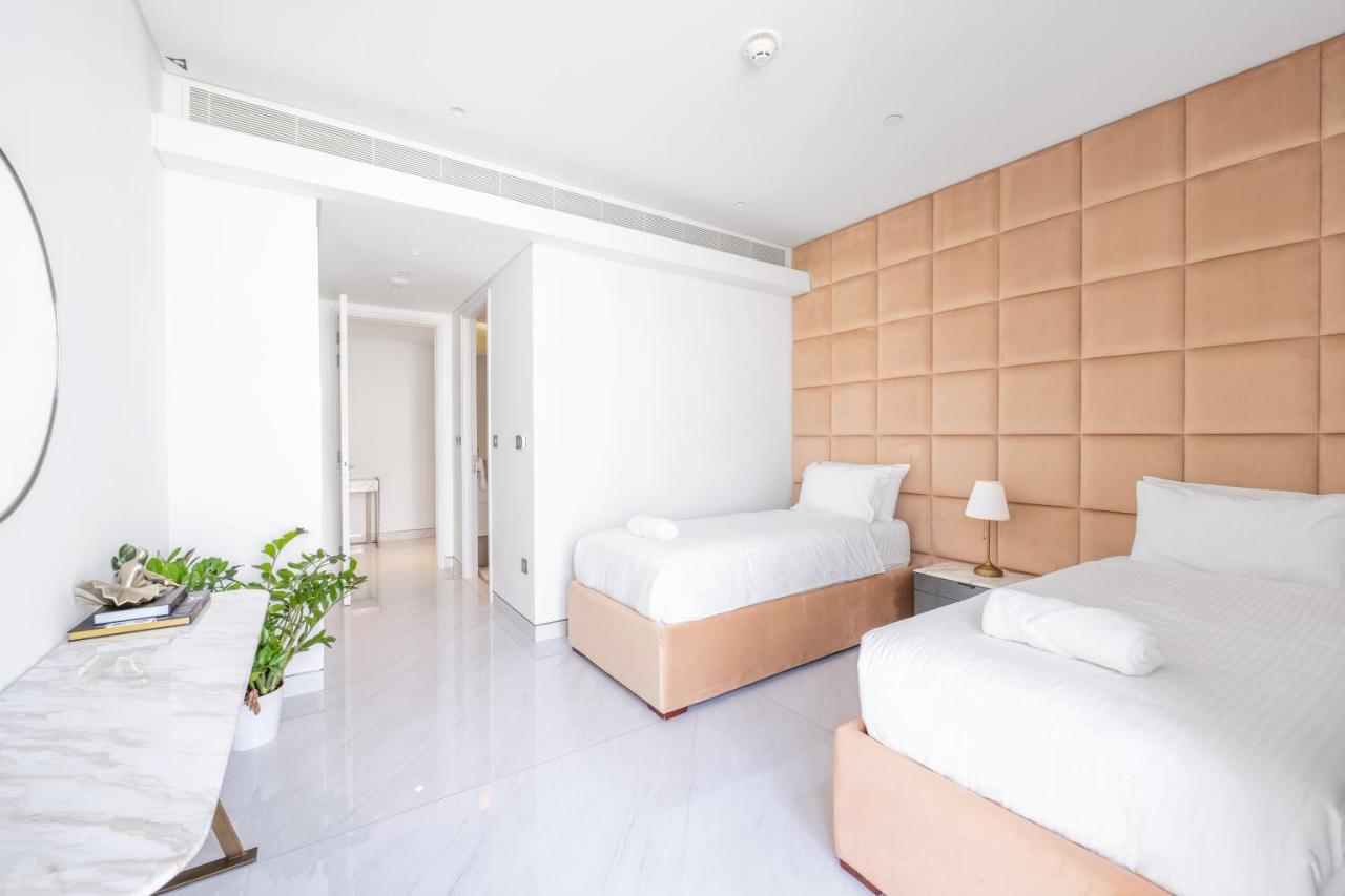 Spectacular 3 Bedroom Condo With Maids Room Facing The Dubai Eye Exterior foto